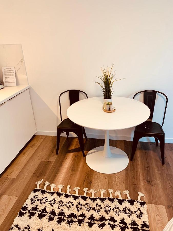 Gaestehaus Zur Uni Klinik Exklusives Apartment Mit Kueche Und Badezimmer Homburg  Dış mekan fotoğraf