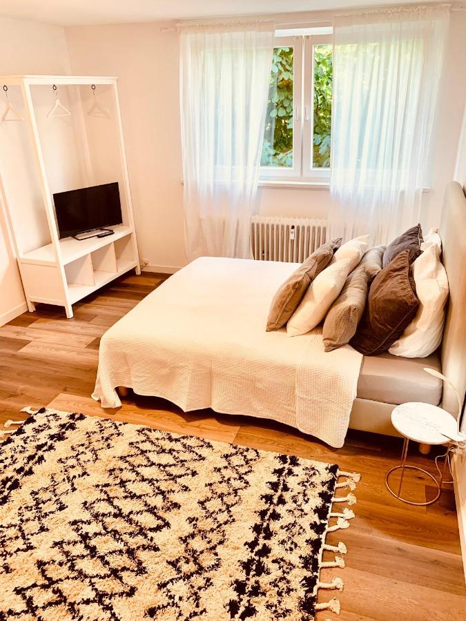 Gaestehaus Zur Uni Klinik Exklusives Apartment Mit Kueche Und Badezimmer Homburg  Dış mekan fotoğraf